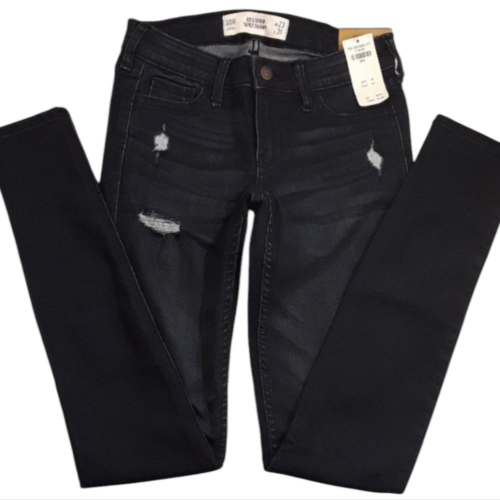 🆕️Hollister Super Skinny Jeans. Women's Size: Waist 00R/23x31 Inseam.